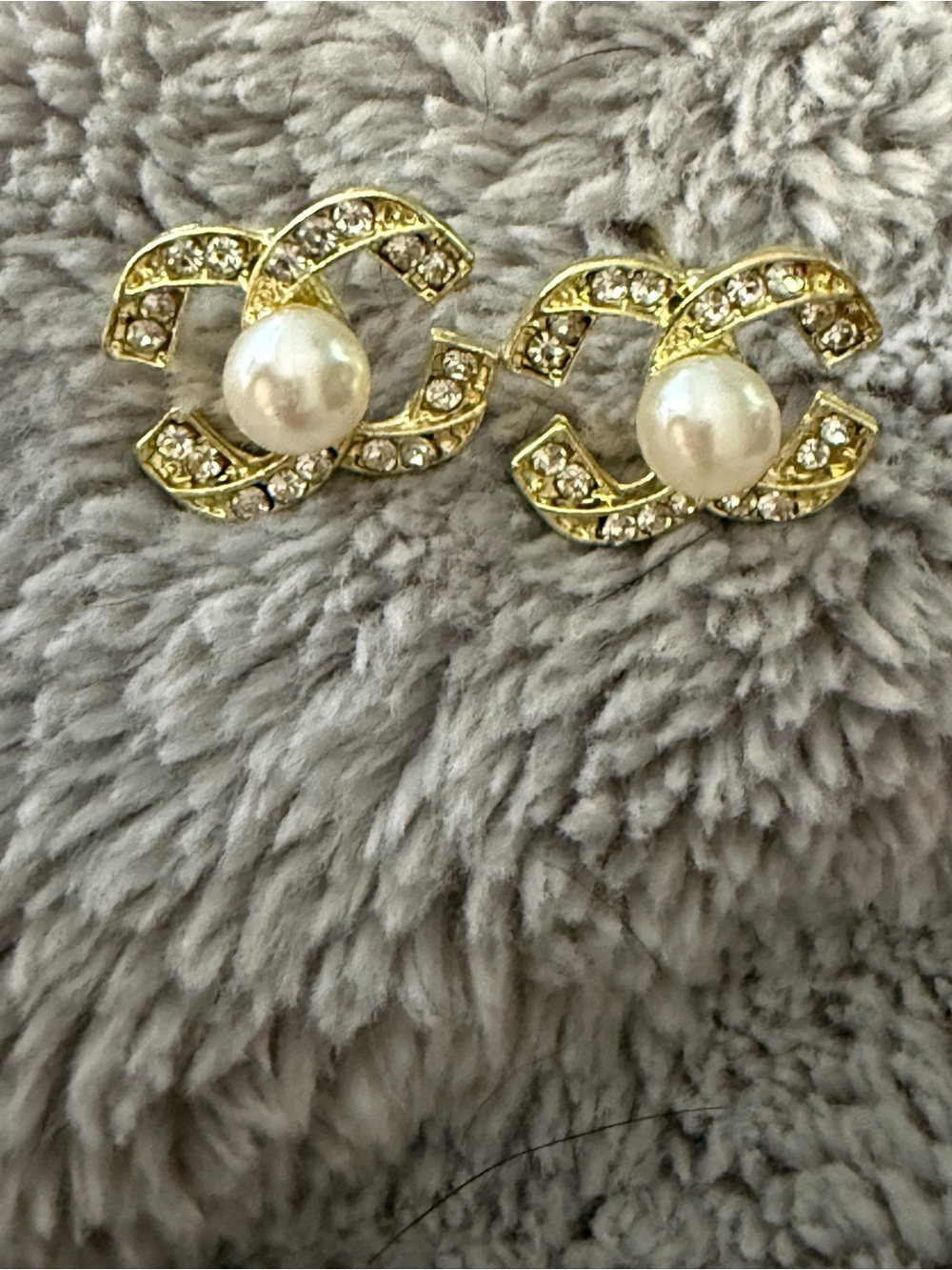Gold Pearl & Crystal Double-C Logo Stud Earrings - Gold